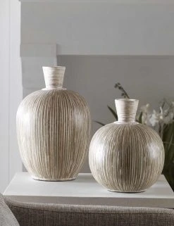 Lulu And Georgia Saintes Vases (Set Of 2) New