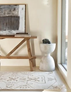 Lulu And Georgia Robin Wall Art