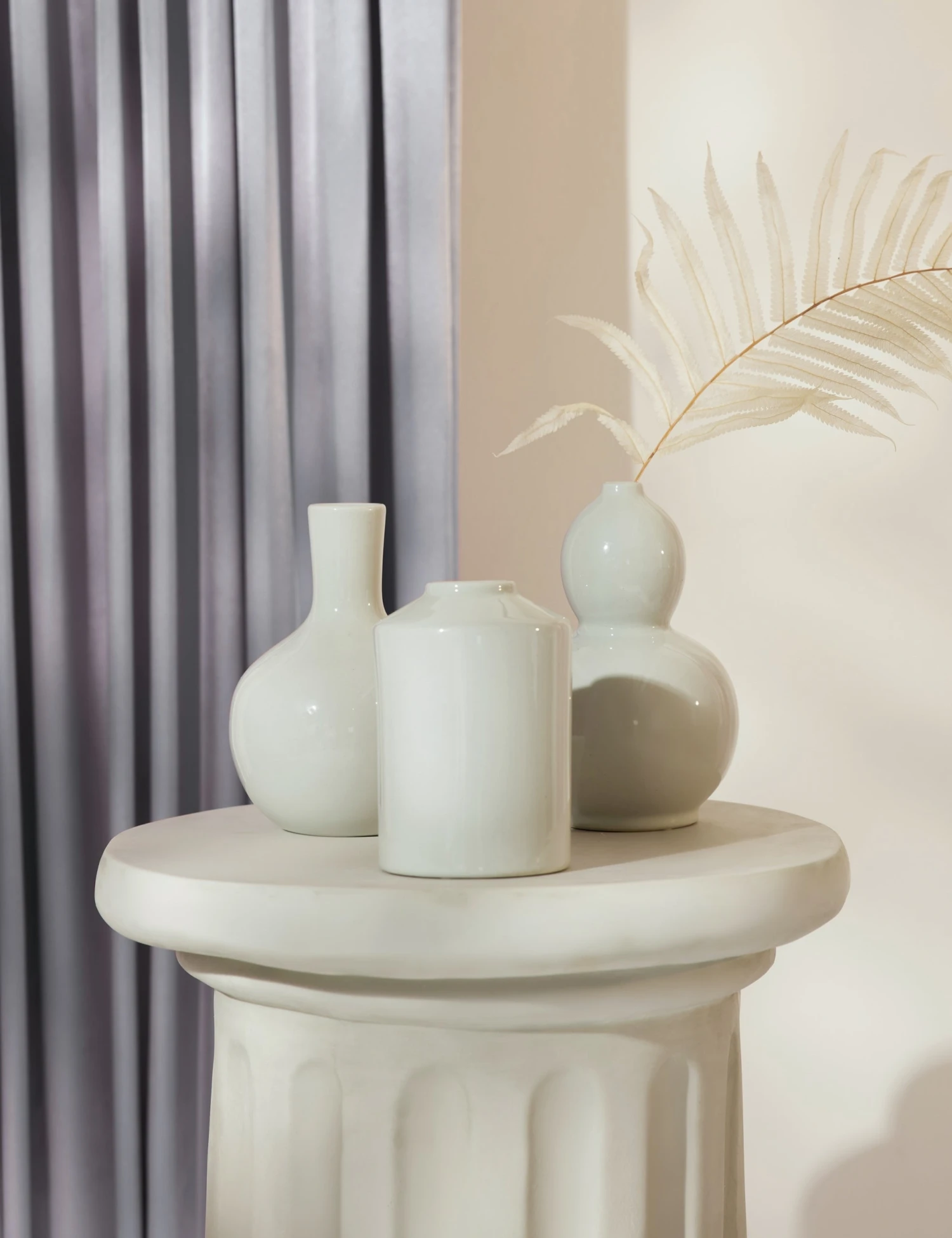 Lulu And Georgia Regina Andrew Blossom Vases (Set Of 3) 3 Lulu And Georgia Regina Andrew Blossom Vases (Set Of 3)