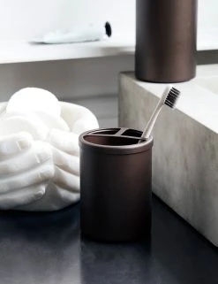 Lulu And Georgia New Bond Bath Accessories