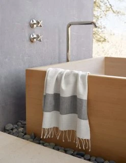 Lulu And Georgia New Bolé Road Textiles Karo Hand Towel