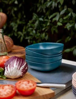 Lulu And Georgia Outdoor Collection Pia Bamboo Salad Bowl (Set Of 4)