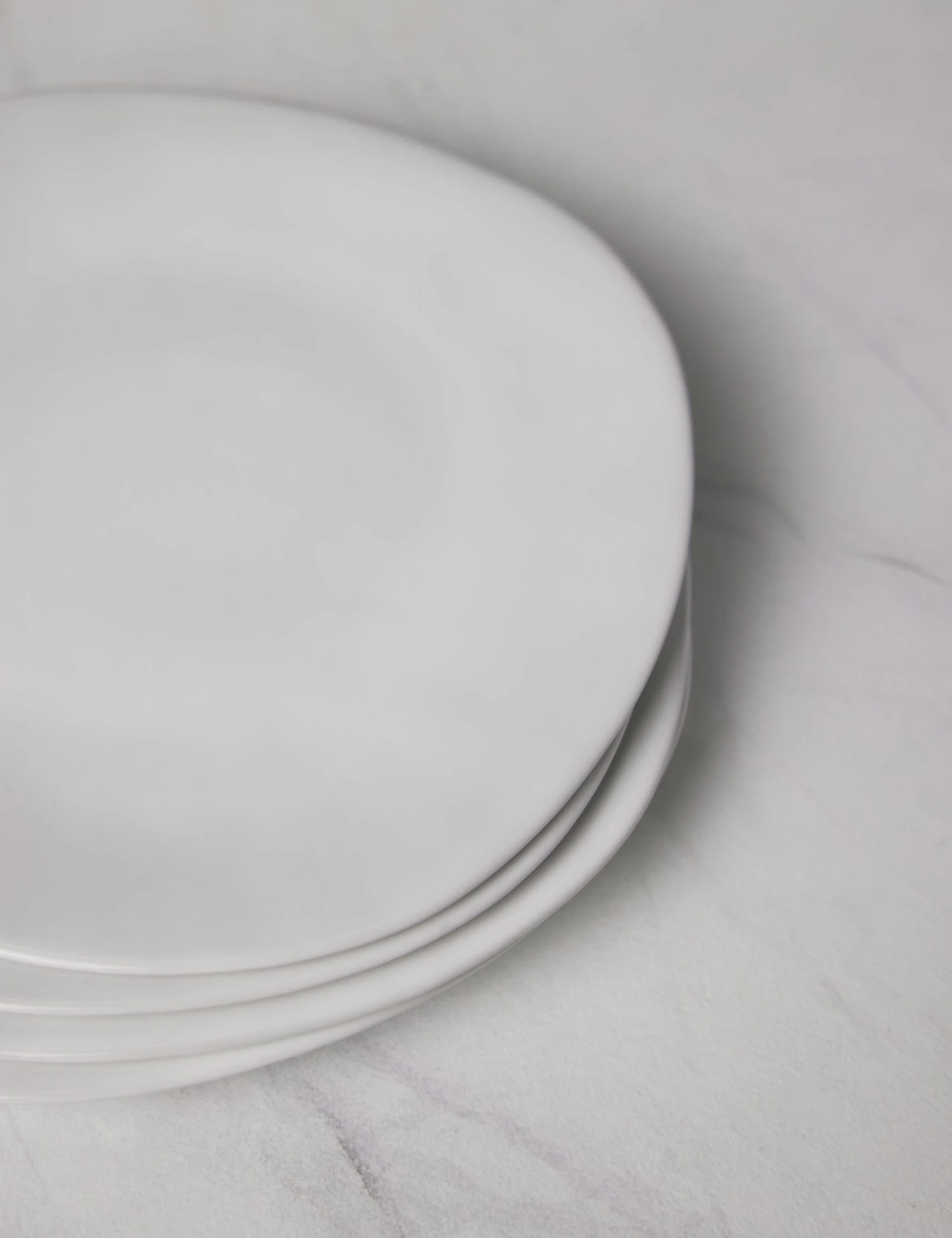 Lulu And Georgia Hawkins New York Organic Salad Plates, (Set Of 4) Curved + Rounded 4 Lulu And Georgia Hawkins New York Organic Salad Plates, (Set Of 4) Curved + Rounded