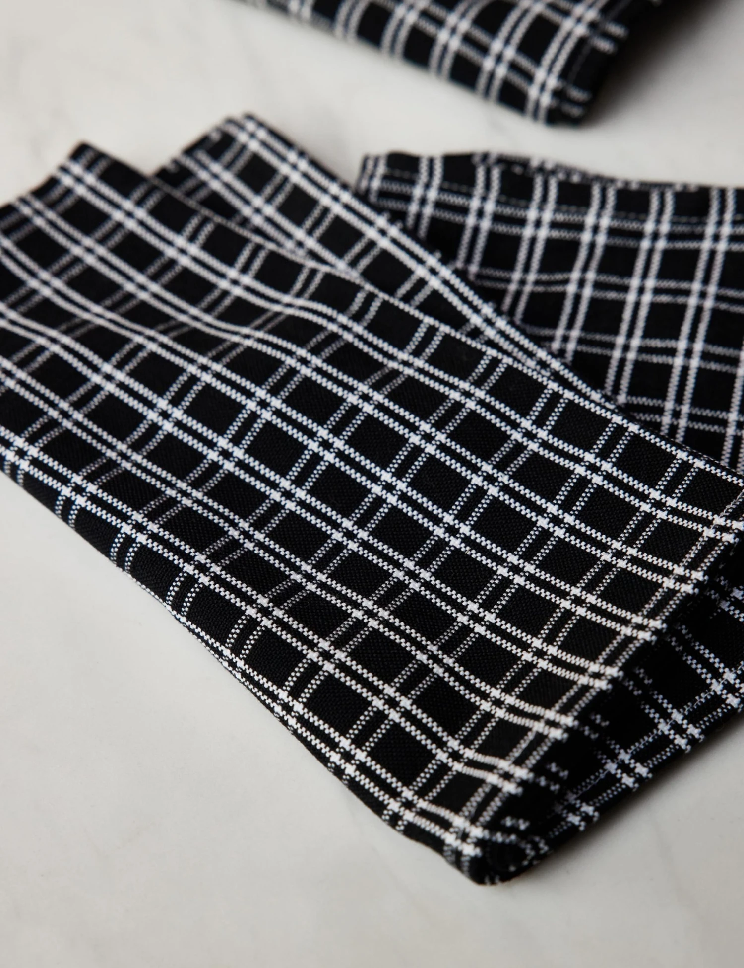 Lulu And Georgia Harrison Plaid Napkins (Set Of 4) By Heather Taylor Home Kitchen + Dining 8 Lulu And Georgia Harrison Plaid Napkins (Set Of 4) By Heather Taylor Home Kitchen + Dining