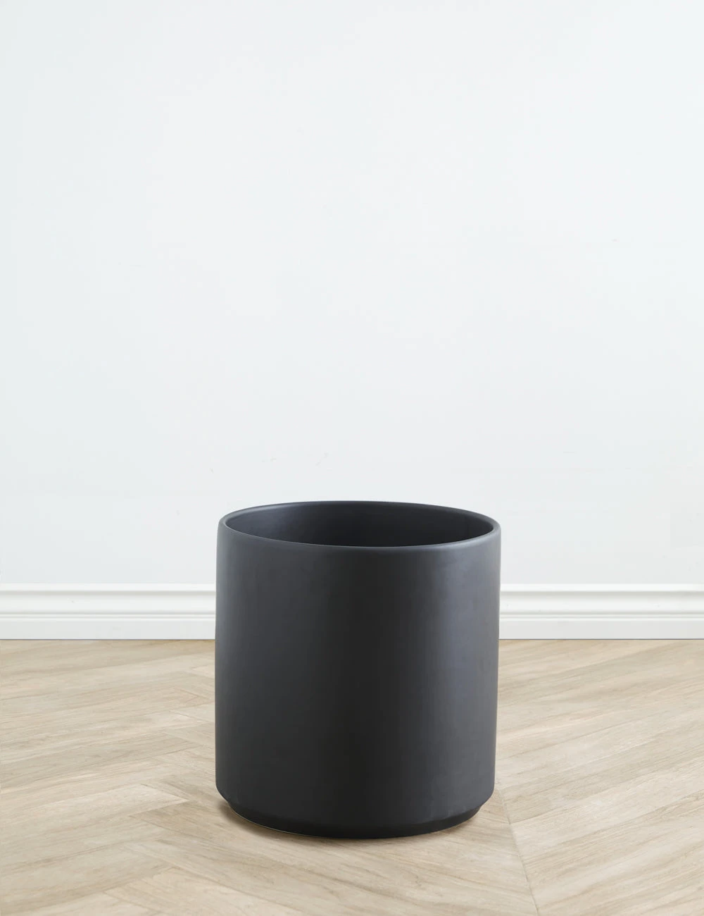 Lulu And Georgia LBE Design Ceramic Planter Décor 8 Lulu And Georgia LBE Design Ceramic Planter Décor