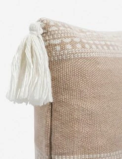 Lulu And Georgia Marchesa Indoor / Outdoor Pillow New 39 Lulu And Georgia Marchesa Indoor / Outdoor Pillow New