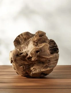 Lulu And Georgia Outdoor Collection Ramsey Ball Object