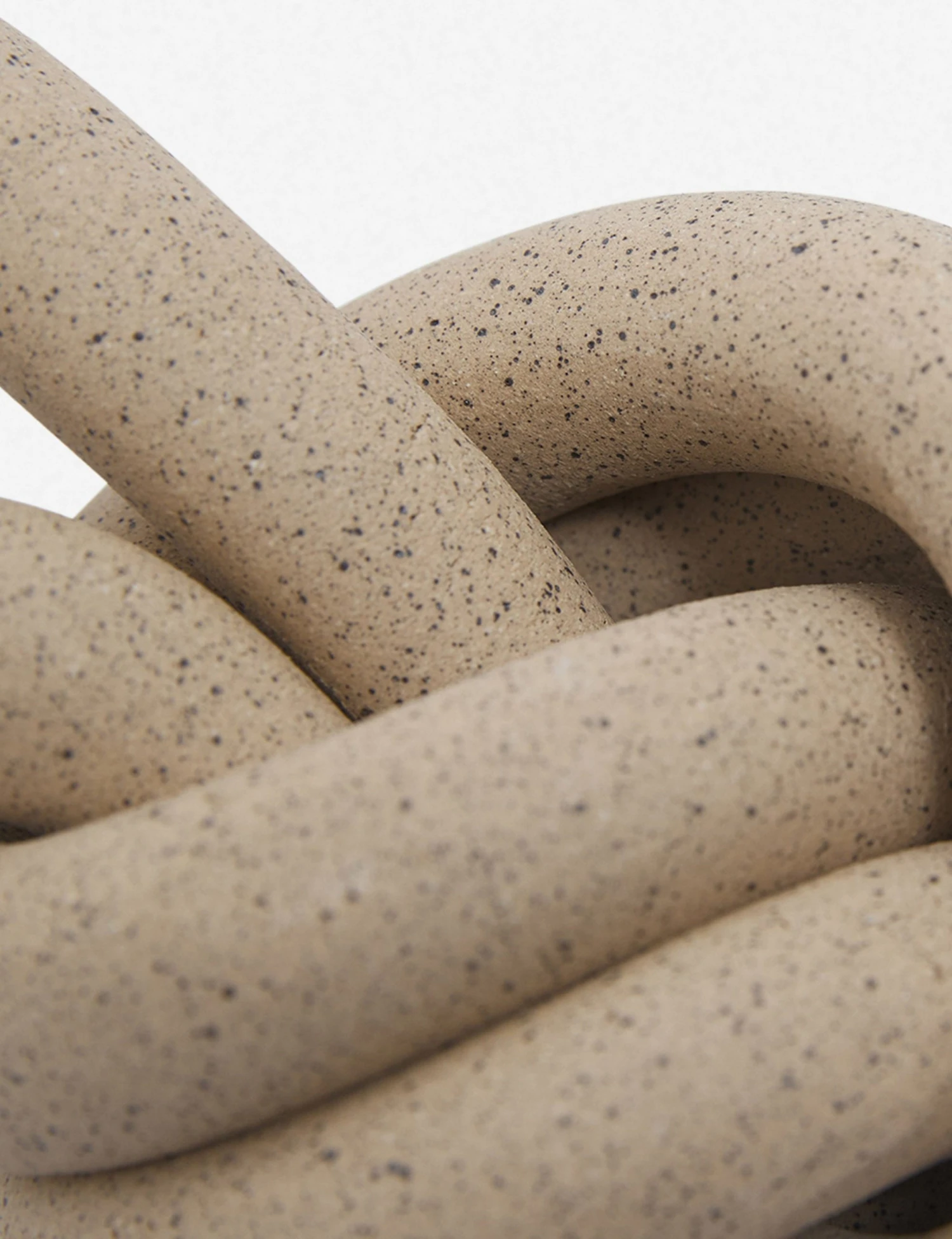 Lulu And Georgia Spring Collection SIN Overhand Knot 7 Lulu And Georgia Spring Collection SIN Overhand Knot