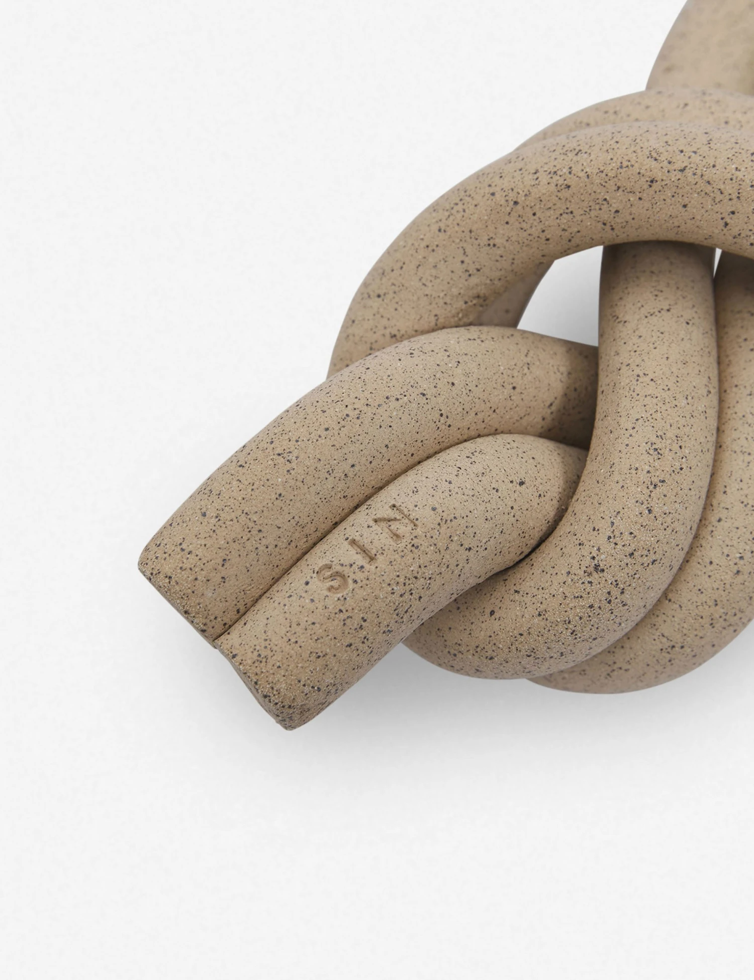 Lulu And Georgia Spring Collection SIN Overhand Knot 8 Lulu And Georgia Spring Collection SIN Overhand Knot