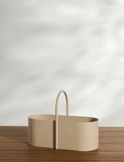 Lulu And Georgia New Sonny Toolbox