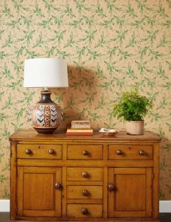 Lulu And Georgia Sweet Caroline Wallpaper