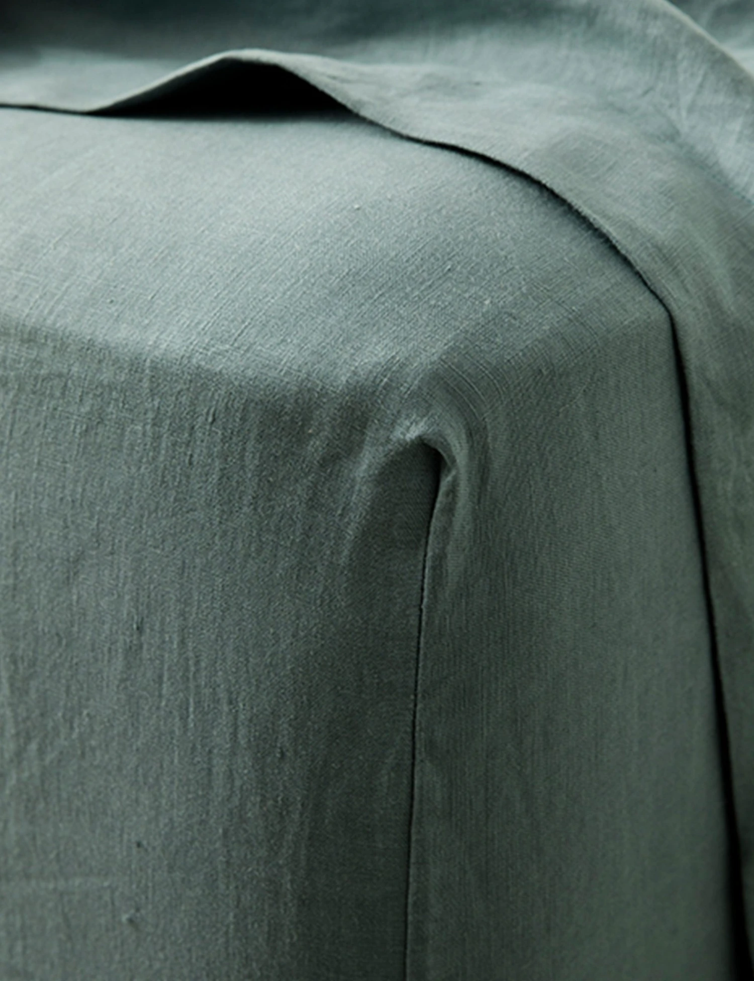 Lulu And Georgia Élan Byrd Collection Cultiver Linen Bedding, Fitted Sheet 3 Lulu And Georgia Élan Byrd Collection Cultiver Linen Bedding, Fitted Sheet