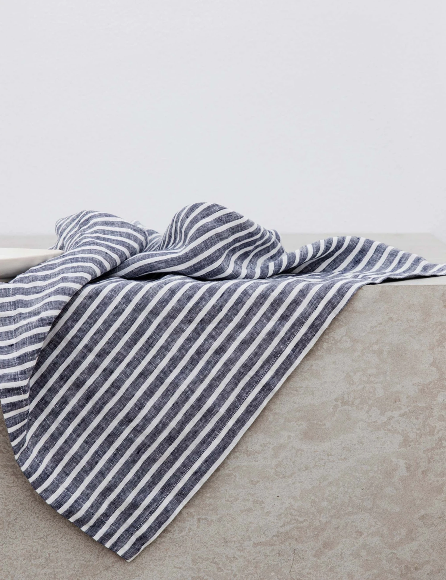 Lulu And Georgia Cultiver Linen Table Napkins (Set Of 4) Artful Proportions Collection 10 Lulu And Georgia Cultiver Linen Table Napkins (Set Of 4) Artful Proportions Collection