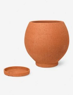 Lulu And Georgia New Larissa Planter