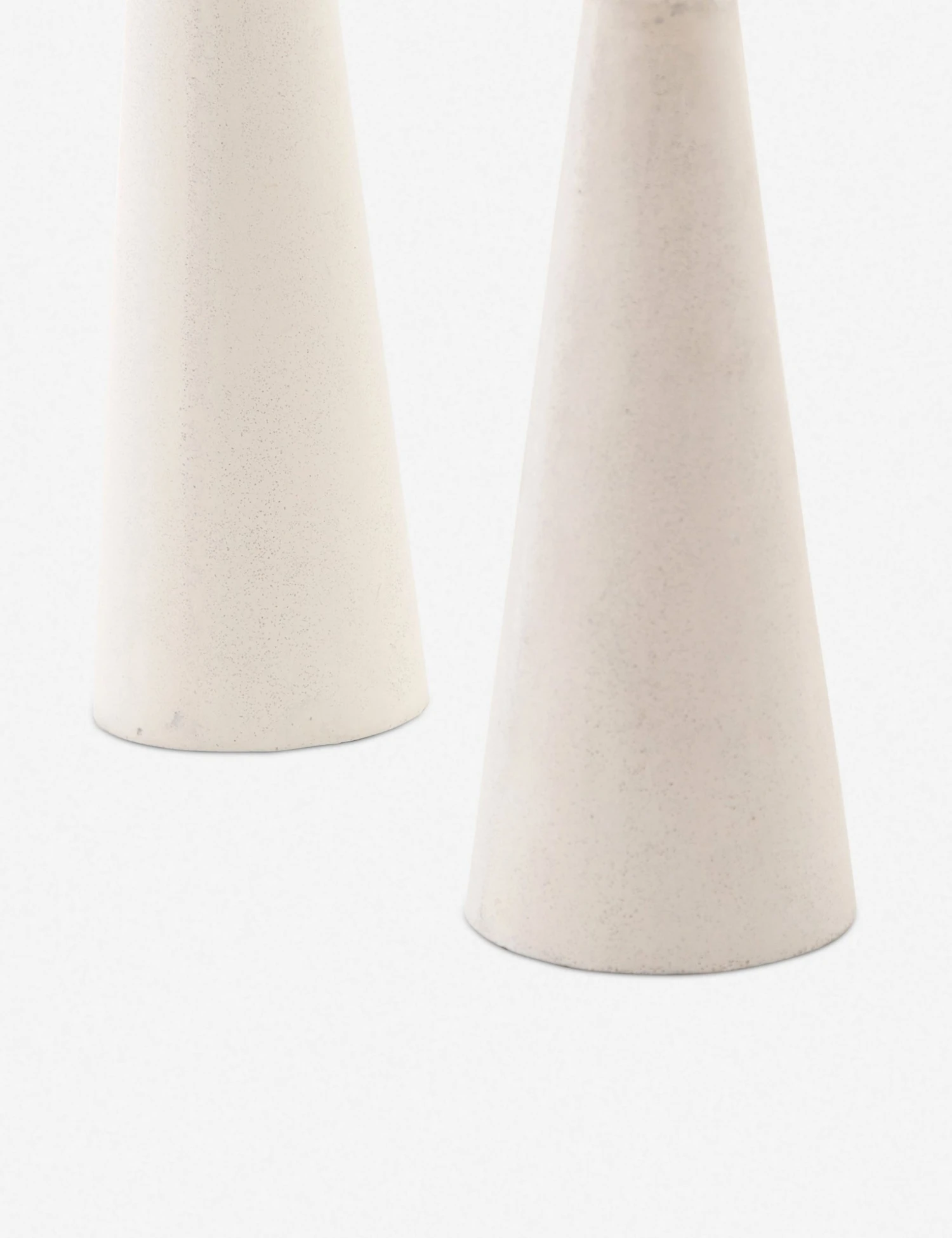 Lulu And Georgia Curved + Rounded Raven Side Tables (Set Of 2) 5 Lulu And Georgia Curved + Rounded Raven Side Tables (Set Of 2)